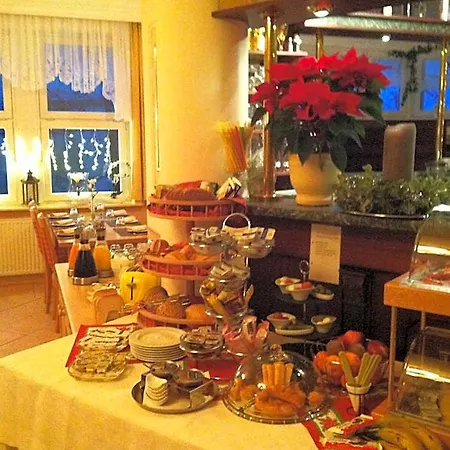 Отель Abalone Ремшейд