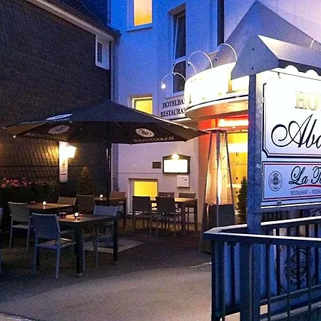 Отель Abalone 4*